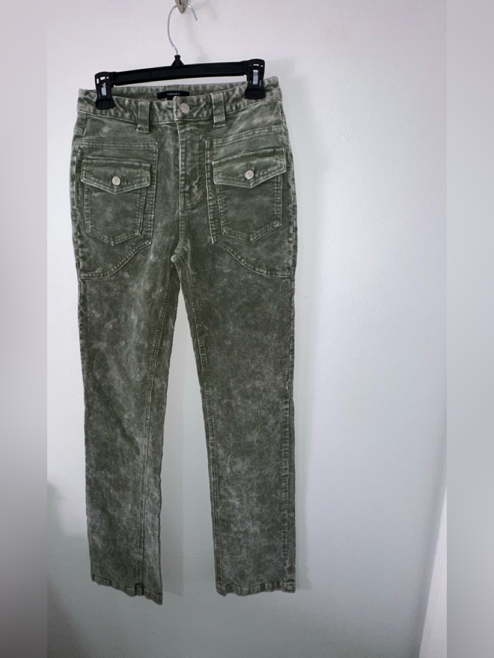 Forever 21 women Olive Green Straight Corduroy Jeans